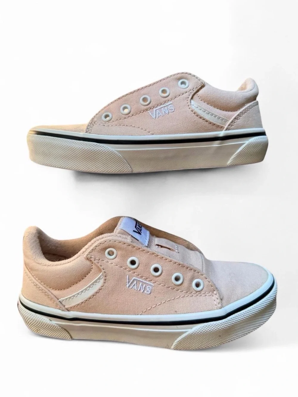 Vans Kids Low-Top Canvas Sneakers in Blush Pink